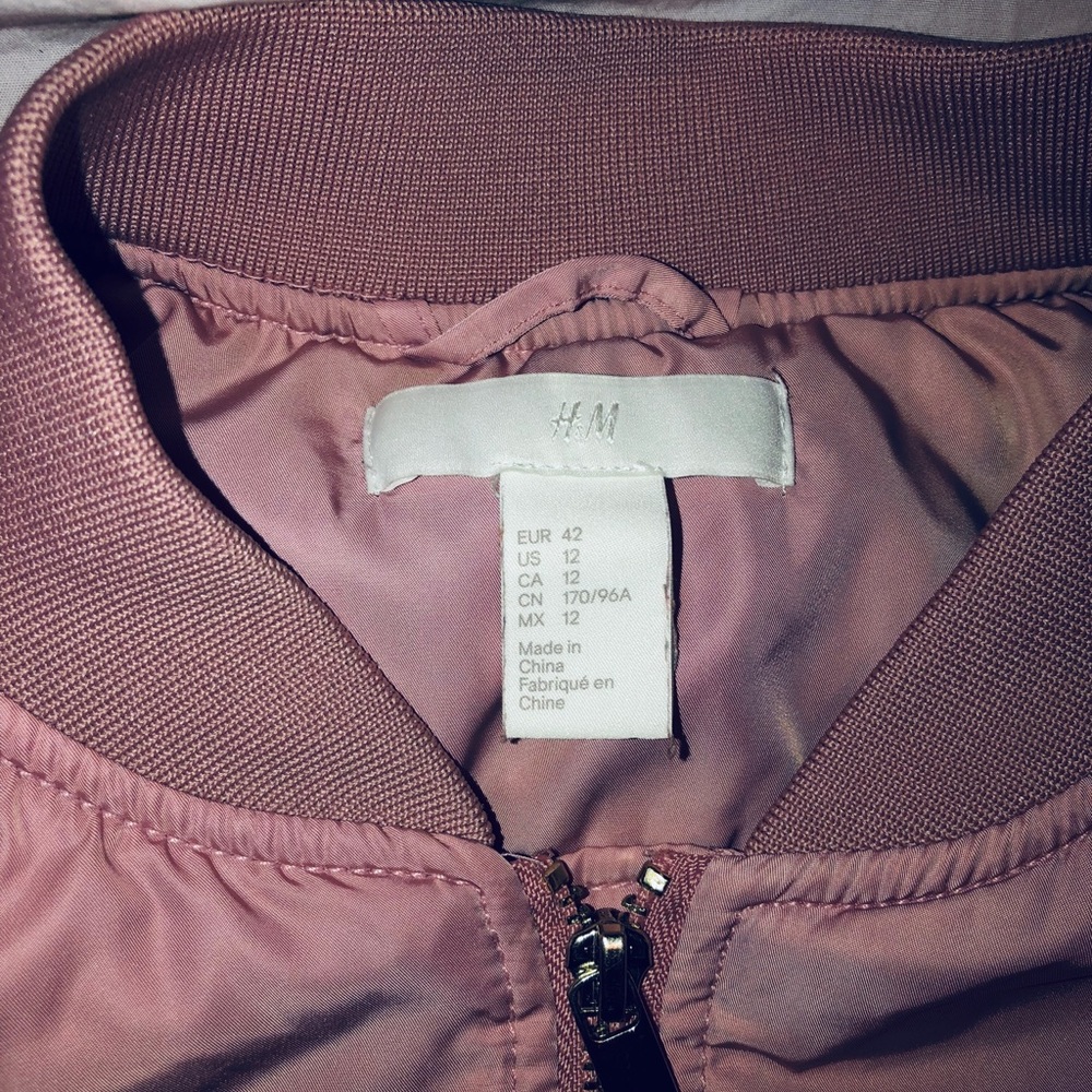 H&M bomber jacket - Picture 2 of 7